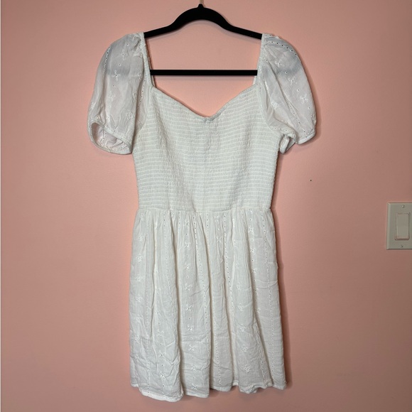 AE Flowy Linen White Babydoll Dress - Picture 1 of 3
